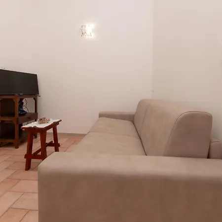 Pavone Bianco טבוליה